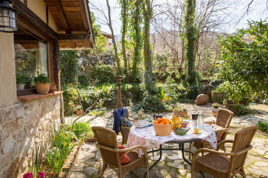 Casa Rural La Casa Del Bosque Navaconcejo Luaran gambar