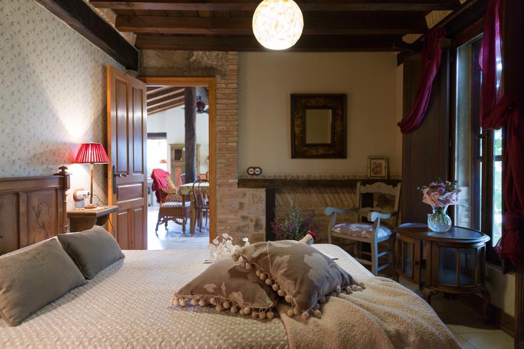 Casa Rural La Casa Del Bosque Navaconcejo Luaran gambar